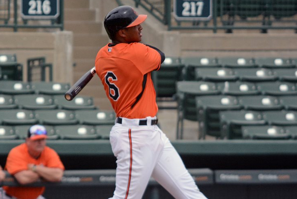 baseball player batting for baltimore orioles