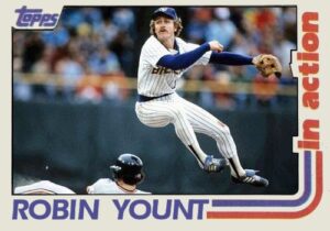 old baseball card of robin yount