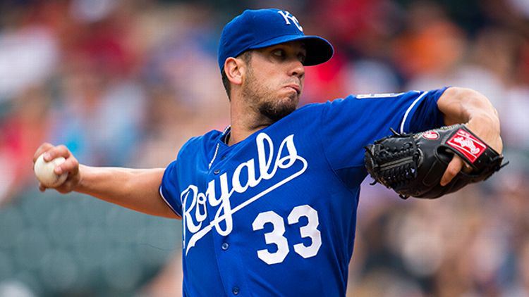 royals player james shields arm back about to throw pitch