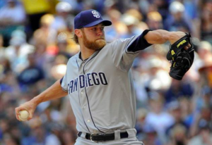 Andrew Cashner pitches for the Padres.