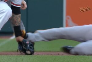 Andrew McCutchen slides into Manny Machado's wrist.